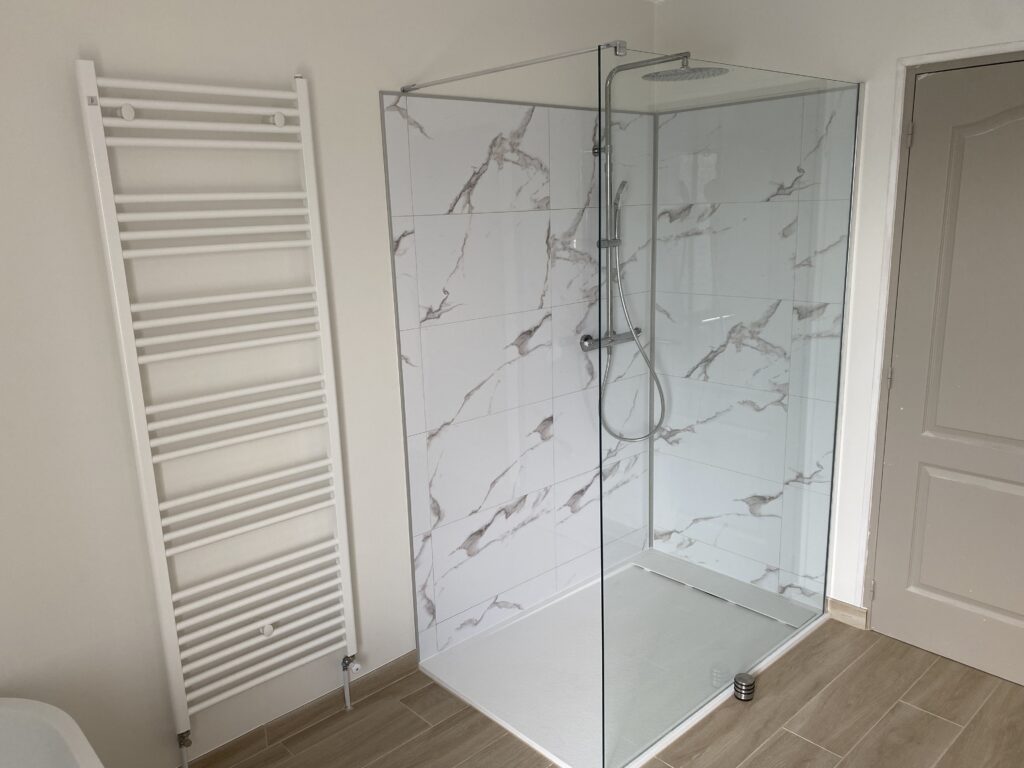 renovation-salle-de-bain-à-ham-les-moines-2-apres Rénovation salle de bain à Ham-les-Moines 2 après